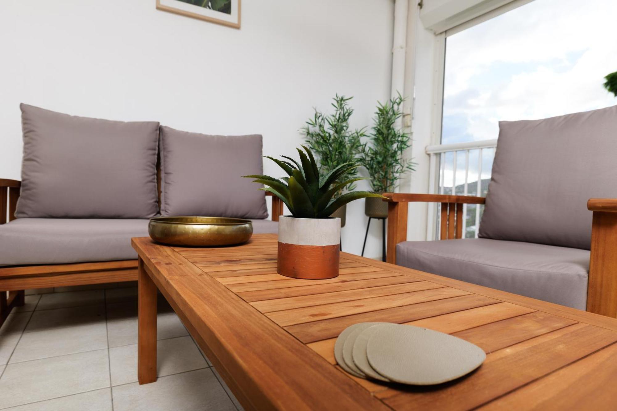 Appart. T3 Les Hauts De Madiana Schoelcher Exterior foto